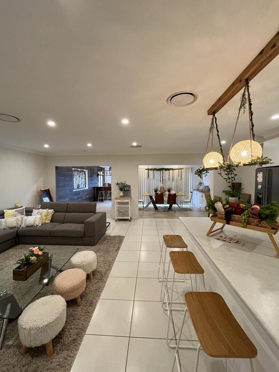 Share house Campbelltown, Sydney 215pw, 4+ bedroom house