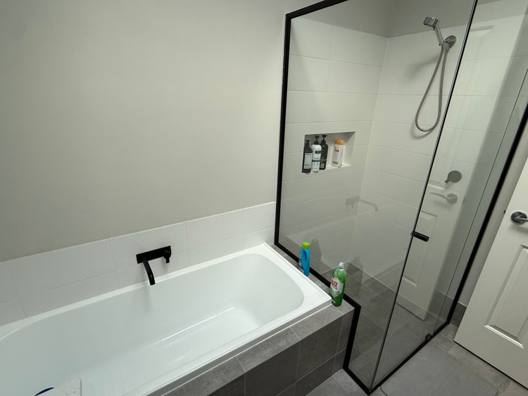 Share house East Cannington, Perth | $325pw, 3 bedroom house ...