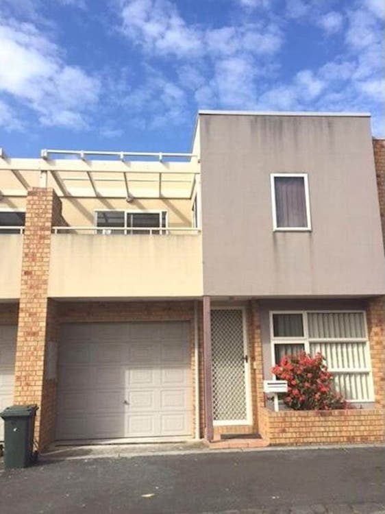 Share house Kensington, Melbourne 207pw, 3 bedroom house