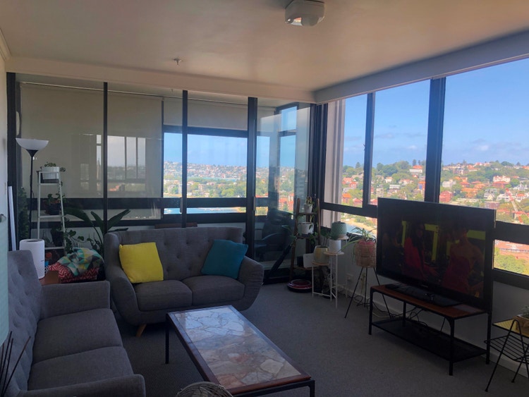 Share house Darling Point, Sydney 300pw, 2 bedroom apartment