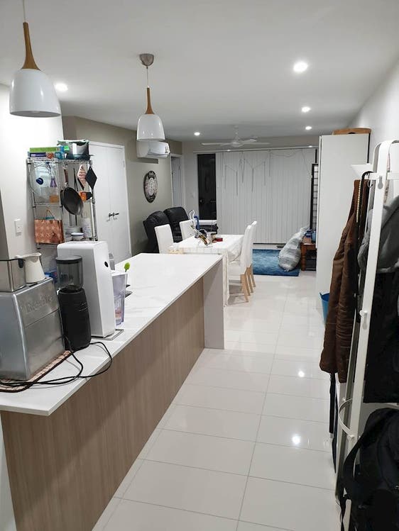 Share house Cannon Hill, Brisbane 275pw, 2 bedroom apartment