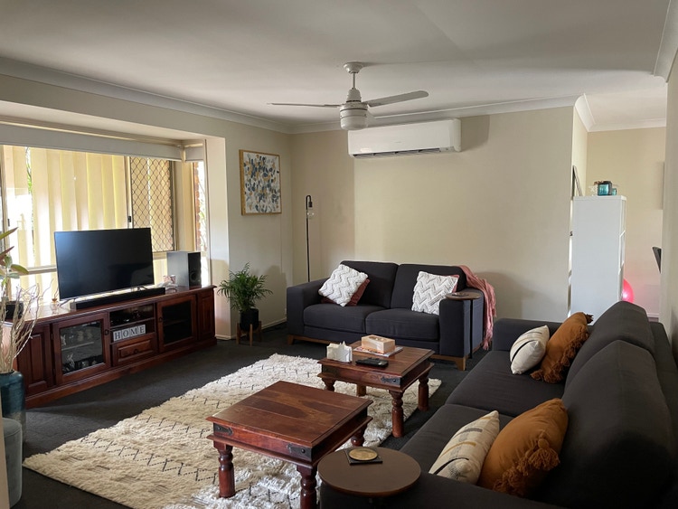 Share house Parkwood, Gold Coast 300pw, 4+ bedroom house