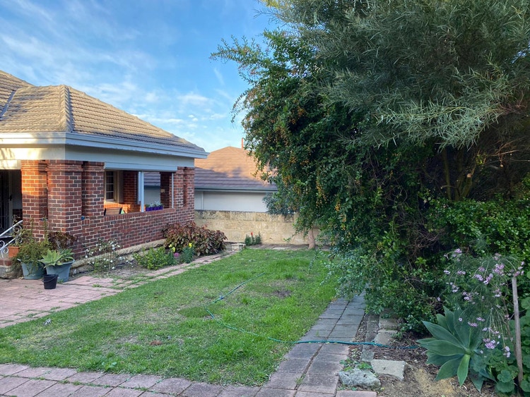 Share house Mount Hawthorn, Perth 220pw, 2 bedroom house