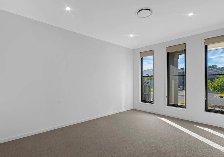 Share house Pallara, Brisbane 225pw, 4+ bedroom house