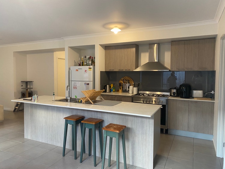 Share house Armstrong Creek, Geelong Region 148pw, 4+ bedroom house