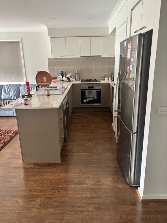 Share house Mambourin, Melbourne | $225pw, 4+ bedroom house ...