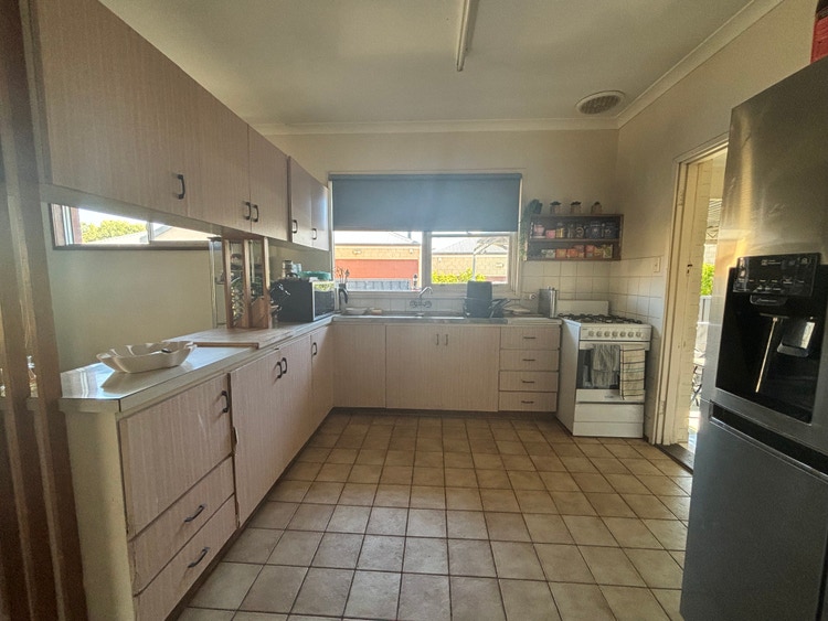 Share house Nollamara, Perth 205pw, 3 bedroom house