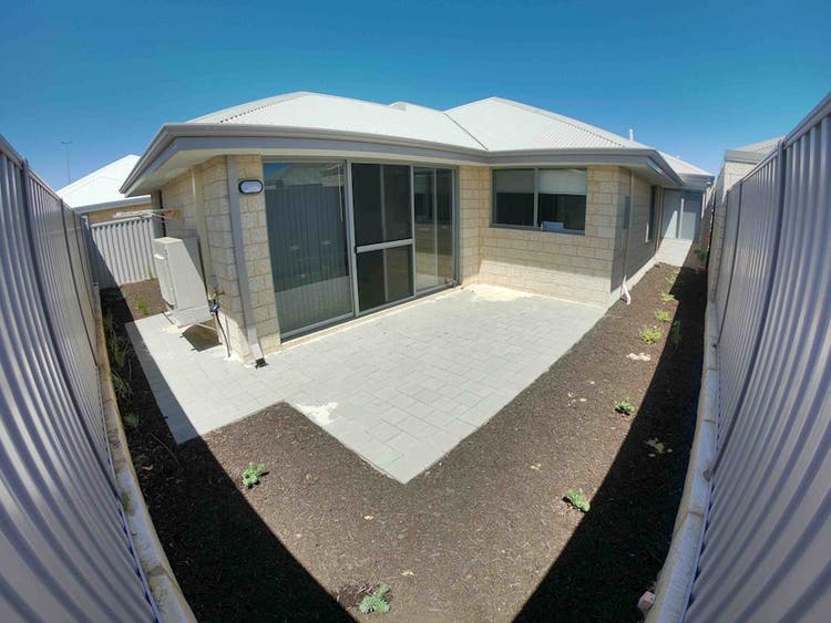 Share house Waikiki, Perth 115pw, 4+ bedroom house FlatmateFinders
