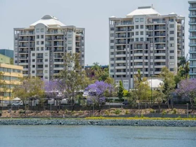 Share house Auchenflower, Brisbane 195pw, 2 bedroom apartment