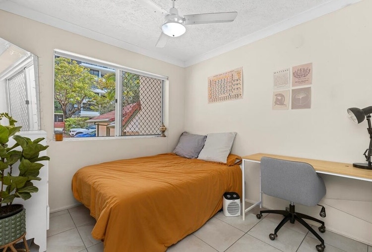 Share house Auchenflower, Brisbane 275pw, 2 bedroom apartment