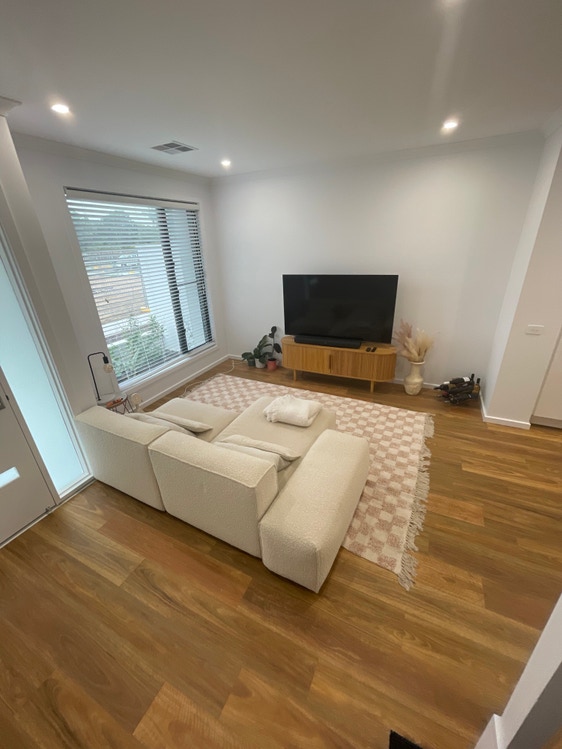 Share house West Lakes, Adelaide 290pw, 2 bedroom house