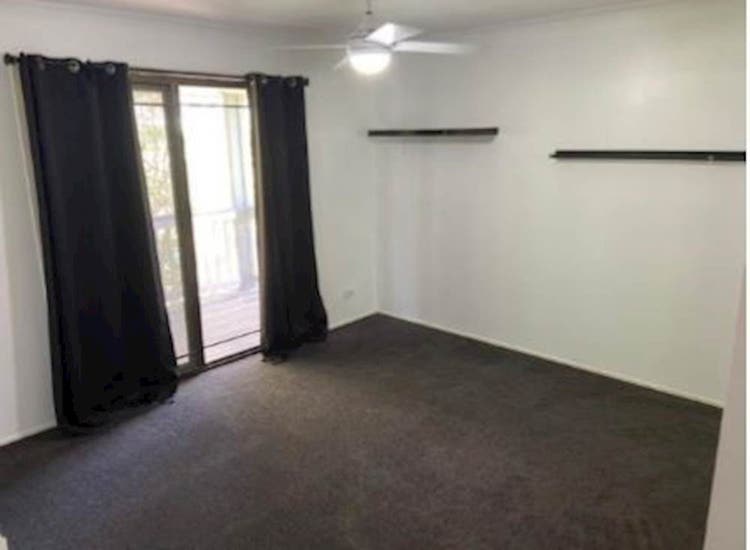 Share house Griffin, Brisbane 195pw, 4+ bedroom house