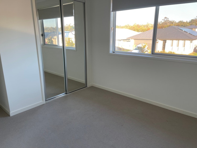 Share house Park Ridge, Brisbane 255pw, 4+ bedroom house