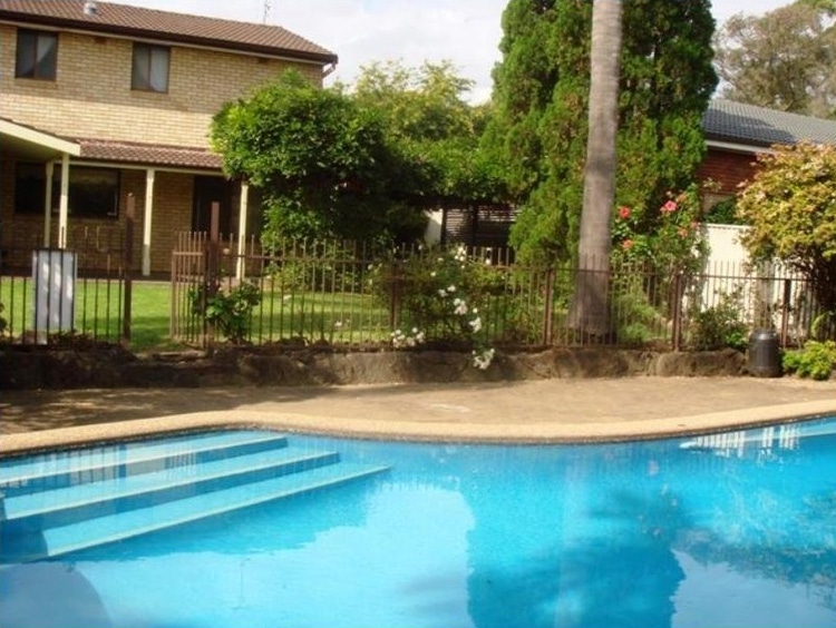 Share house Castle Hill, Sydney 225pw, 4+ bedroom house