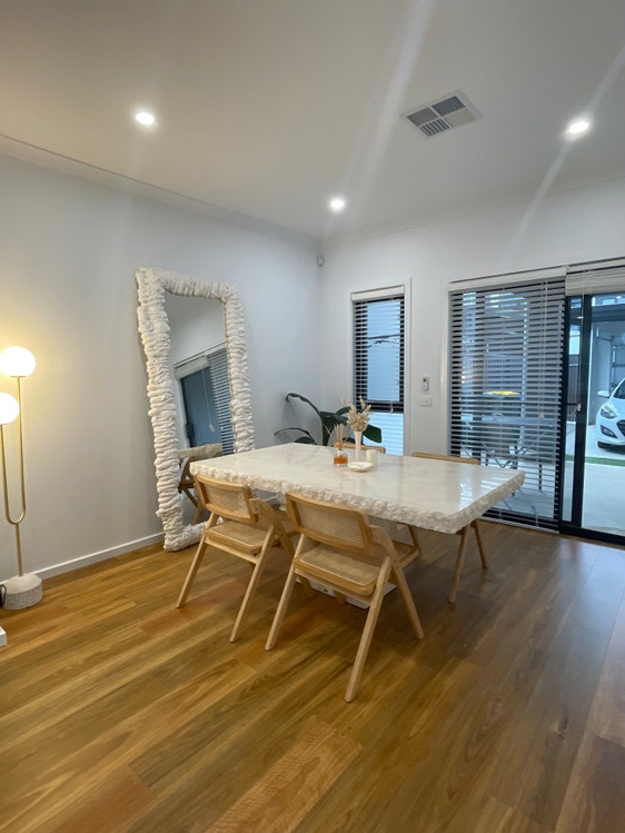 Share house West Lakes, Adelaide 290pw, 2 bedroom house