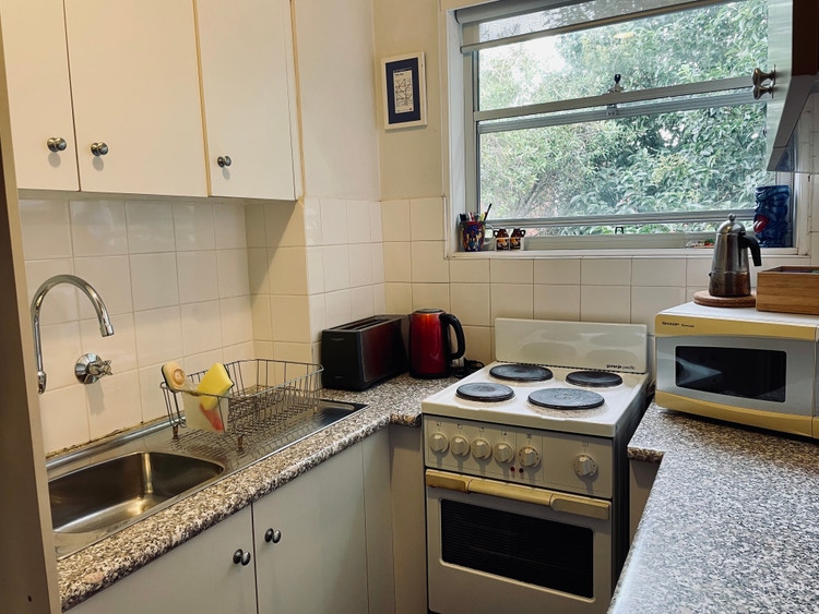 One bedroom apartment Marrickville, Sydney 475pw, 1 bedder/studio apartment FlatmateFinders