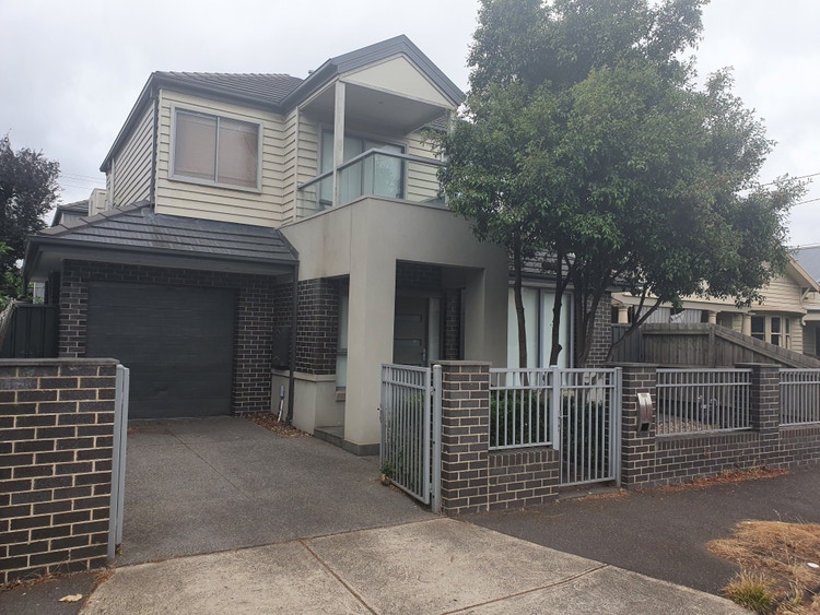 Share house Coburg, Melbourne 245pw, 3 bedroom house