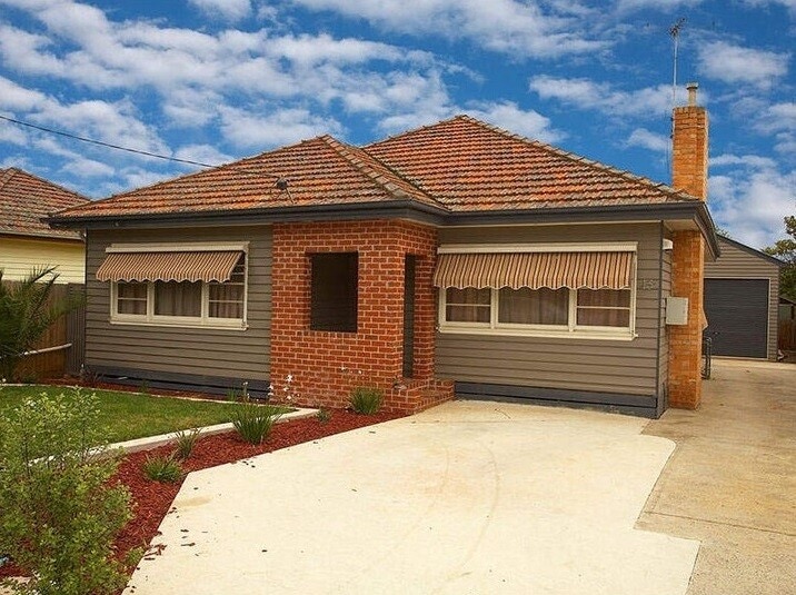 Share house Sunshine, Melbourne 140pw, 3 bedroom house