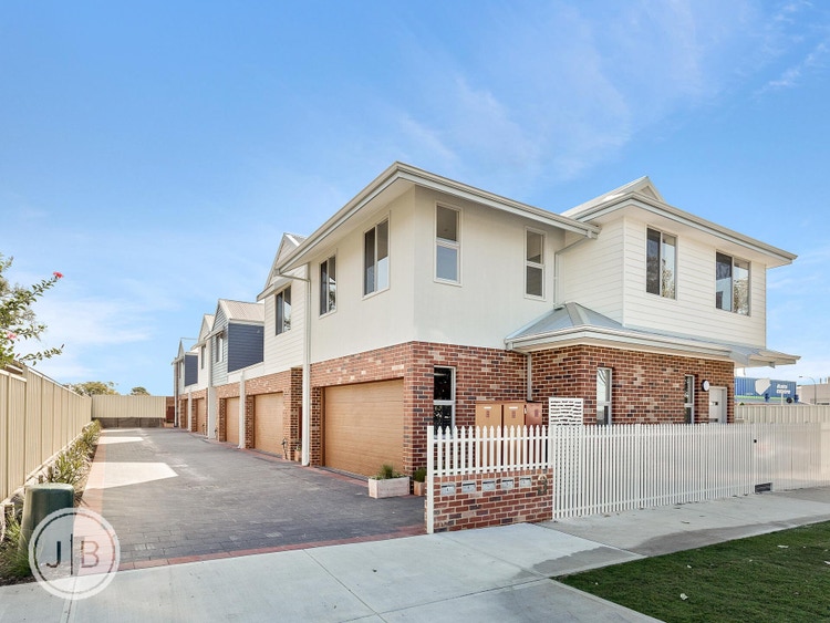 Share house Victoria Park, Perth 300pw, 3 bedroom house