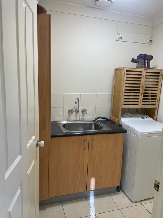 Share house Ashmore, Gold Coast 265pw, 3 bedroom house