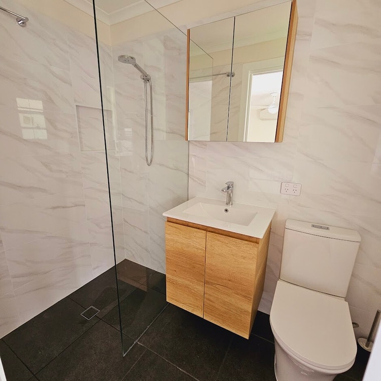 One bedroom apartment Deagon, Brisbane 315pw, 1 bedder/studio house