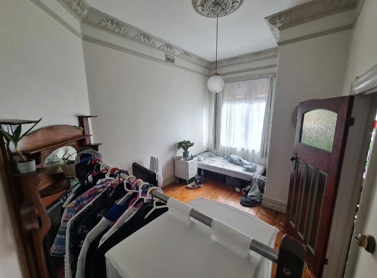 Share house Carlton North, Melbourne 290pw, 2 bedroom house