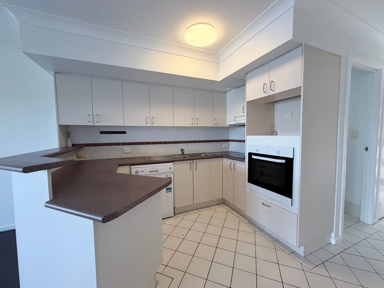 Share house Clear Island Waters, Gold Coast | $280pw, 3 bedroom house ...