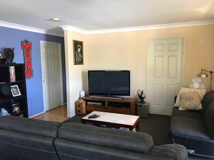 Share house Fig Tree Pocket, Brisbane 250pw, 4+ bedroom house