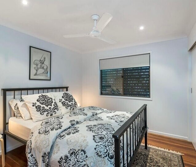 Share house Bardon, Brisbane 350pw, 4+ bedroom house