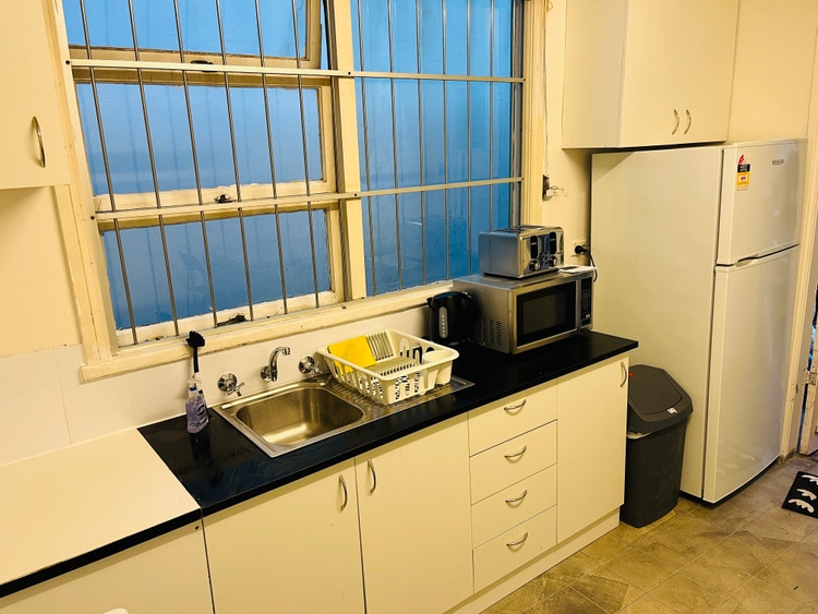 Share house Darlington, Sydney 335pw, 4+ bedroom house