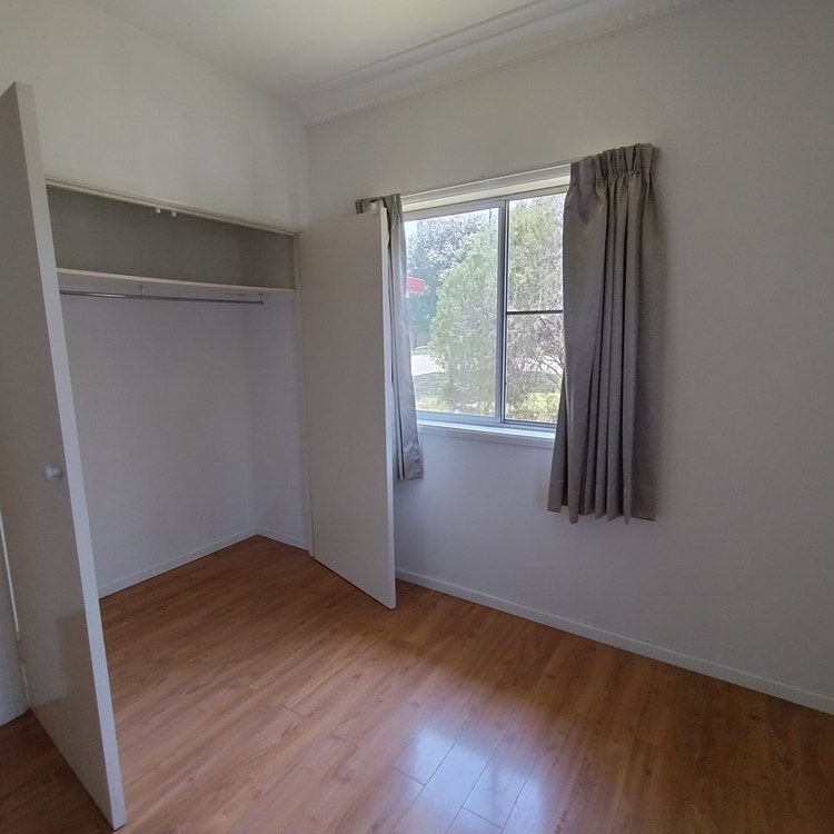 Share house Coopers Plains, Brisbane 290pw, 3 bedroom house