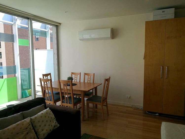 Share house Melbourne CBD, Melbourne 260pw, 2 bedroom apartment