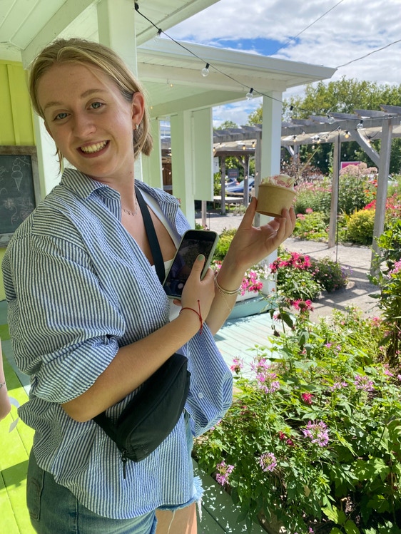 Scarlett, Female (gay/bi), 18 to 24 yrs Looking in Sydney Eastern