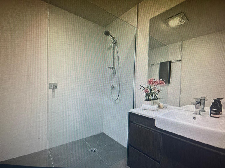 Share house Clifton Hill, Melbourne 367pw, 3 bedroom house