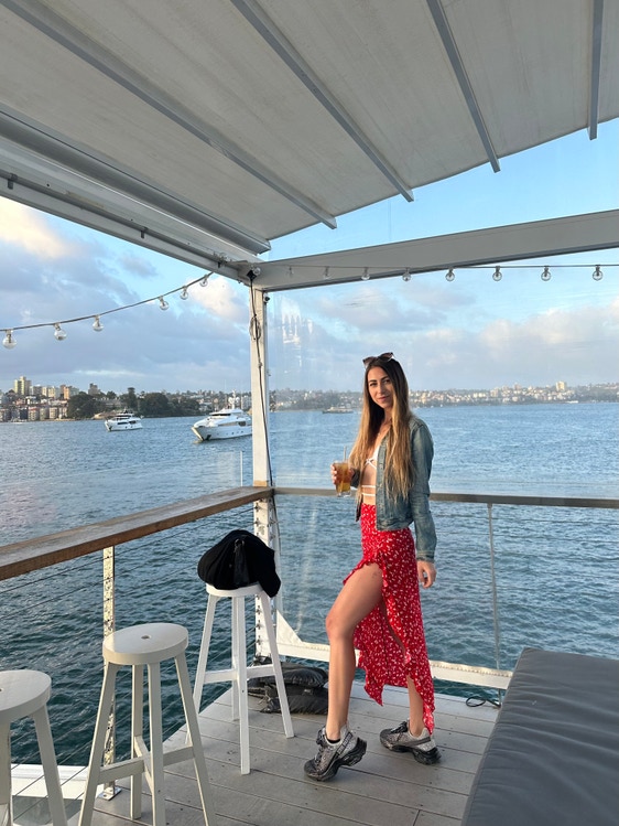 Lucie, Female (str), 25 to 30 yrs Looking in Sydney Eastern Suburbs