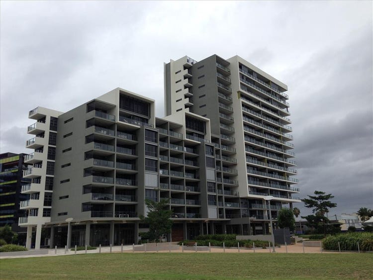 Share house Newstead, Brisbane 350pw, 3 bedroom apartment