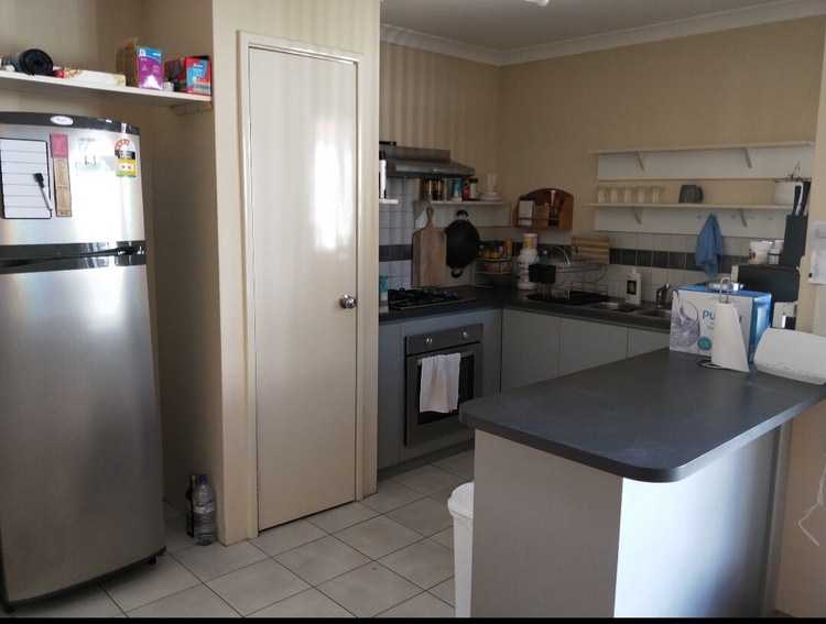Share house East Victoria Park, Perth 250pw, 2 bedroom house