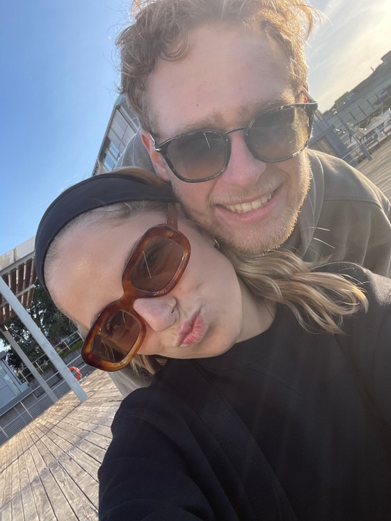 Juliette, Female/Male (str), 25 to 30 yrs Looking in Sydney Eastern