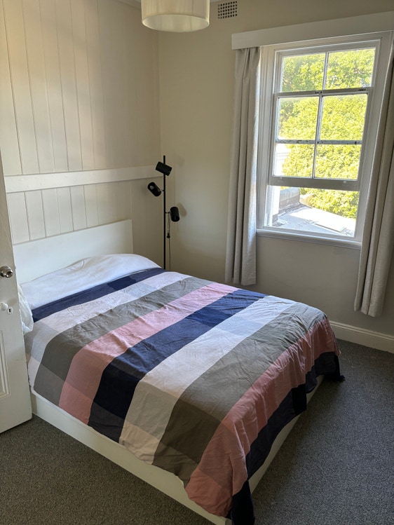 Share house Erskineville, Sydney 370pw, 3 bedroom house