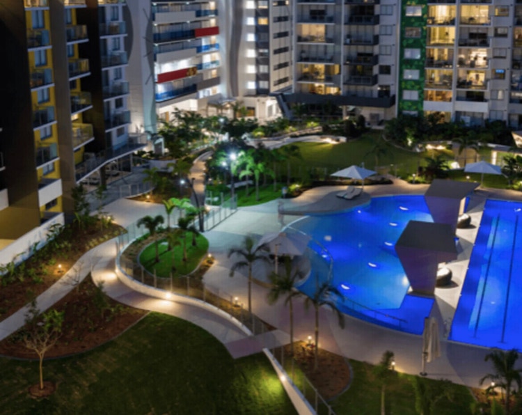 Share house West End, Brisbane 375pw, 2 bedroom apartment