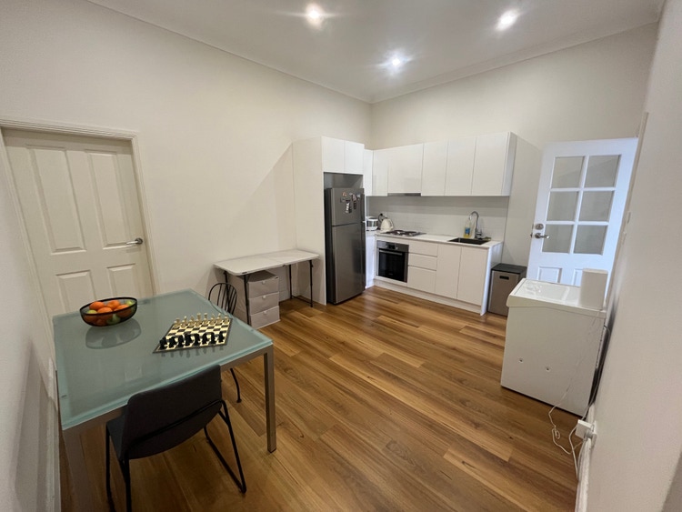Share house Leichhardt, Sydney | $300pw, 2 bedroom apartment ...