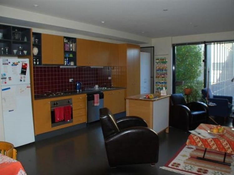 Share house Collingwood, Melbourne 280pw, 2 bedroom apartment