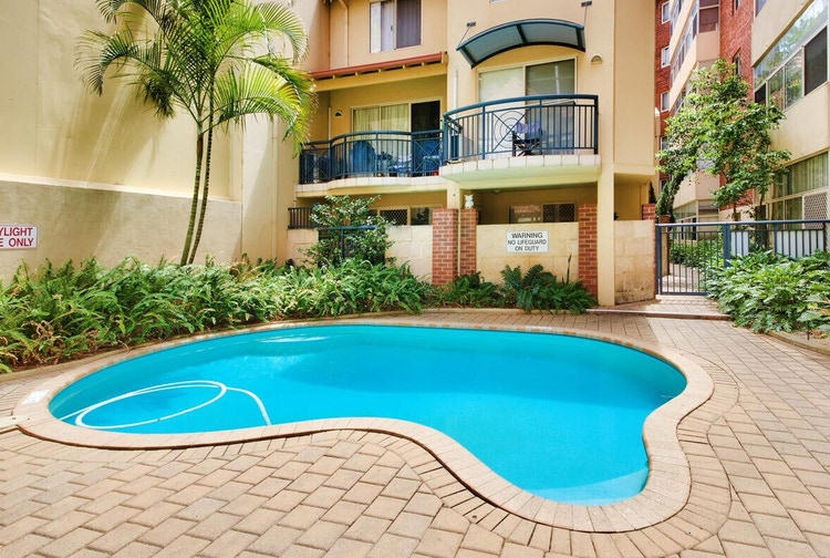 Share house Perth CBD, Perth 300pw, 2 bedroom house