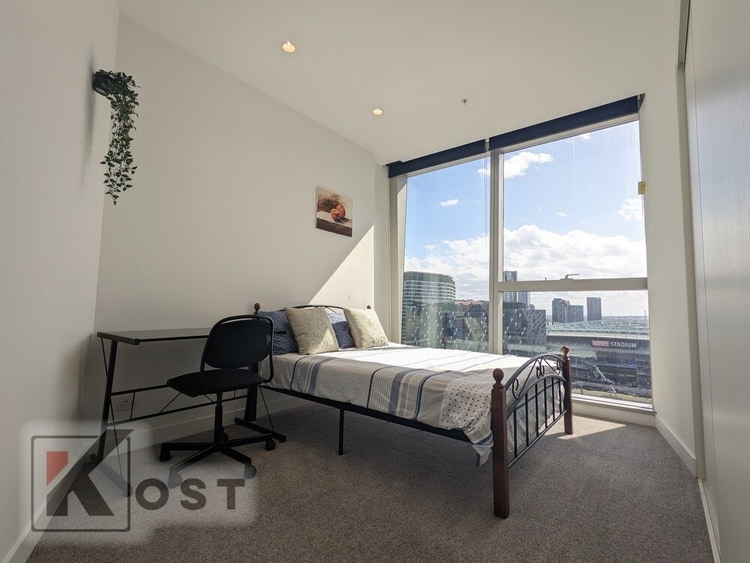 Share house Melbourne CBD, Melbourne 380pw, 4+ bedroom apartment