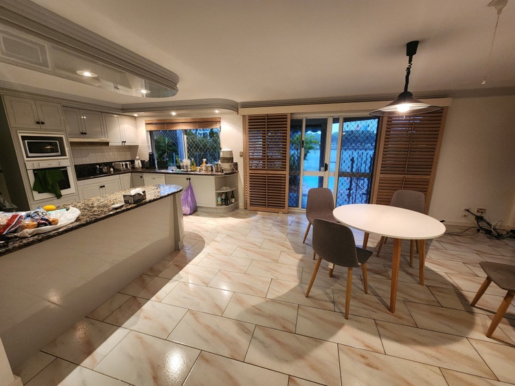 Share house Surfers Paradise, Gold Coast 275pw, 4+ bedroom house