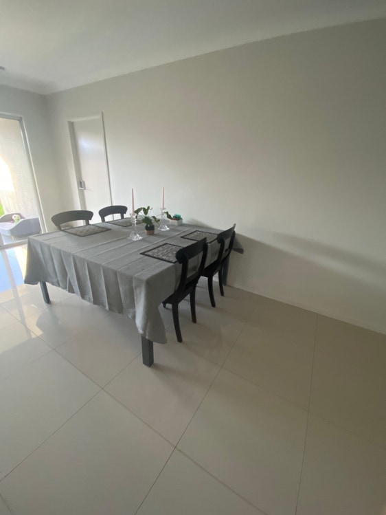 Share house Griffin, Brisbane 275pw, 4+ bedroom house