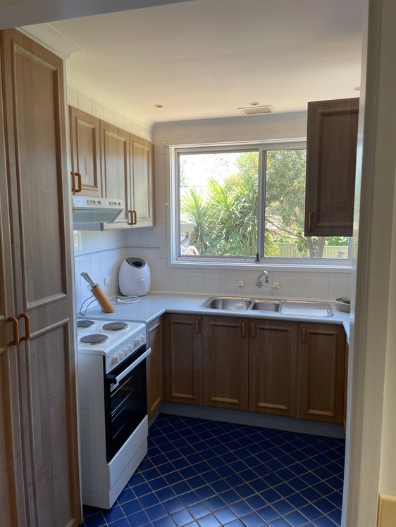 Share house Kaleen, Canberra and ACT 250pw, 3 bedroom house