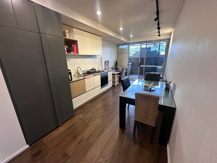 Share house Collingwood, Melbourne 298pw, 2 bedroom apartment
