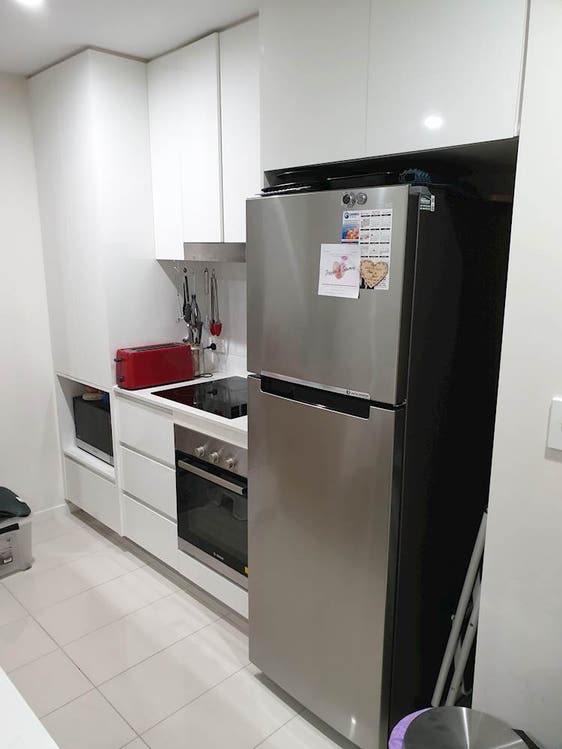 Share house Cannon Hill, Brisbane 275pw, 2 bedroom apartment