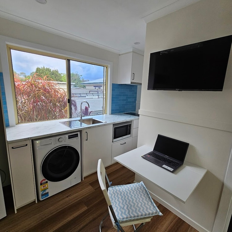 One bedroom apartment Deagon, Brisbane 315pw, 1 bedder/studio house